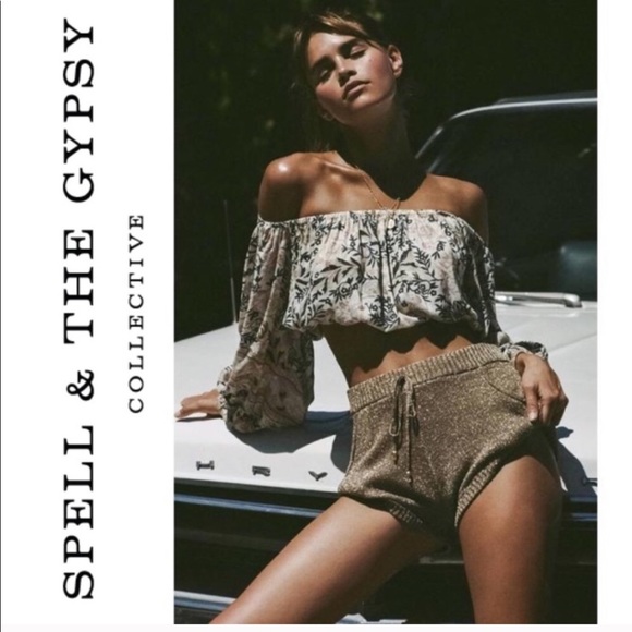 Spell and the Gypsy Oasis crop top - Picture 2 of 10